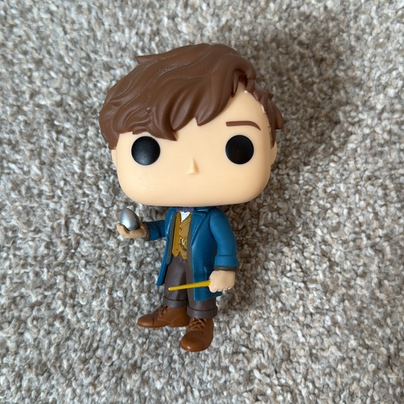 Fantastic Beasts Funko Pop Lot of 4 Loose Vinyl Figures - Newt #2 & More - Picture 5 of 6